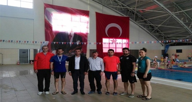Yüzme Federasyonu Başkanı Erkan Yalçın, Yalova’da temaslarda bulundu