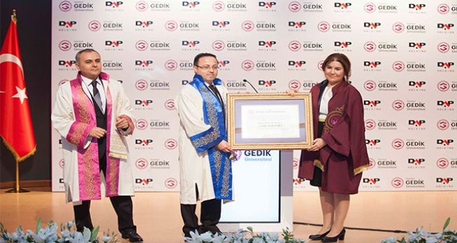 DAP Holding Yönetim Kurulu Başkanı Ziya Yılmaz’a “Fahri Doktora” unvanı verildi