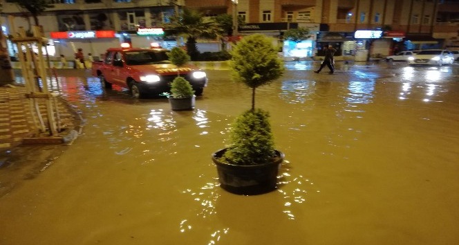 Kızıltepe’de yağış hayatı olumsuz etkiledi