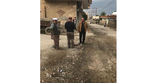 Silopi’de bozuk yollar onarılıyor