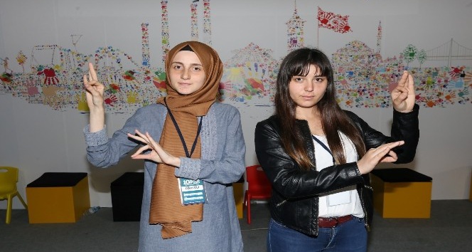 “Sessizlikte Diyalog” bölümü ile katılımcılara farklı deneyimler kazandırıyor