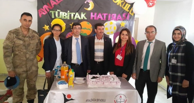 Köy okulunda ’Bilim Fuarı’ sergisi