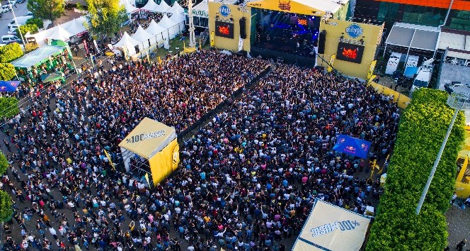 Çukurova Rock Festivali 80 bin müzikseveri ağırladı