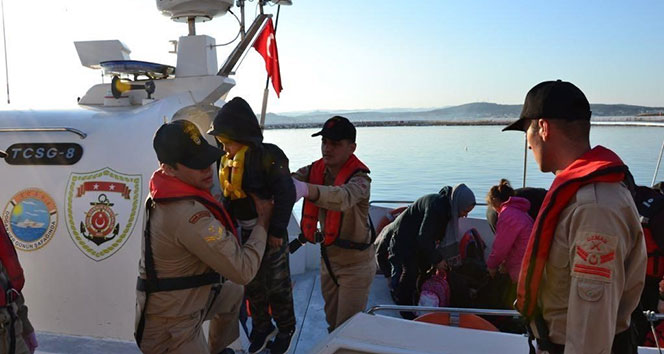 Yunanistan&#039;a geçmek isteyen 49 kaçak göçmen yakalandı