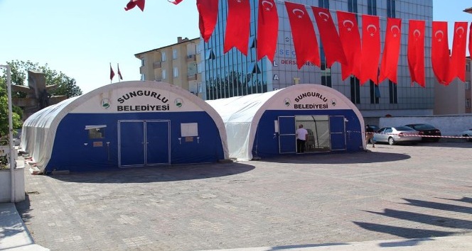 Sungurlu belediyesi iftar çadırı kurdu