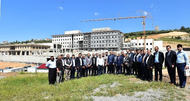 Başkan Okay’dan mahalle temsilcilerine Dulkadiroğlu turu