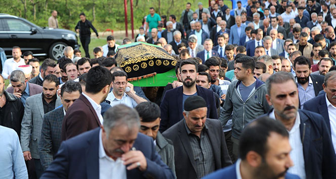 Kazada hayatını kaybeden AK Parti’li Bingöl son yolculuğuna uğurlandı