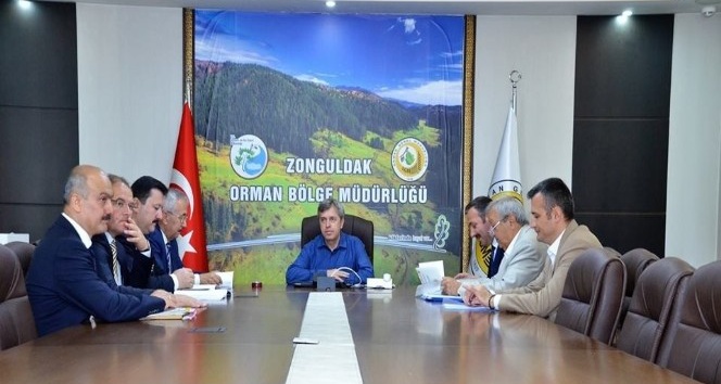 Vali Çınar, Orman Bölge Müdürlüğü’nde toplantıya katıldı