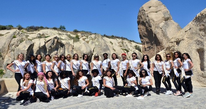 28 ülkeden gelen güzeller Kapadokya’yı gezdi