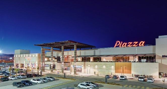 Piazza’da saatler Ramazan’a göre ayarlandı