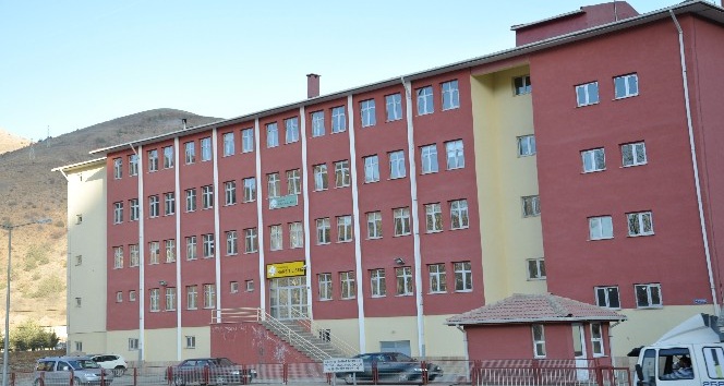 Gümüşhane’ye Spor Lisesi açıldı