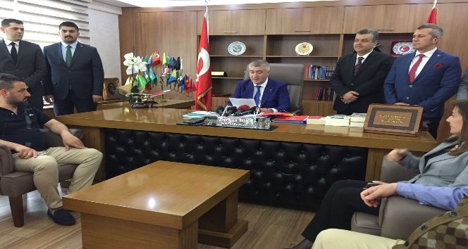 MHP Milletvekili adaylarını açıklayan İl Başkanı Serkan Tok, &quot;Aday listemiz ile birlikte Kayseri’de oy patlaması yapacağız&quot;