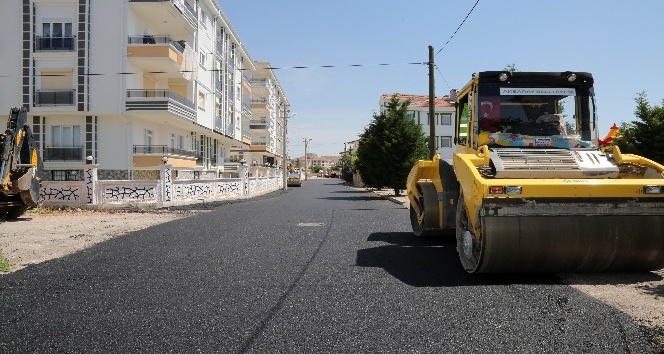 Aksaray Belediyesi alt ve üst yapı çalışmalarını sürdürüyor