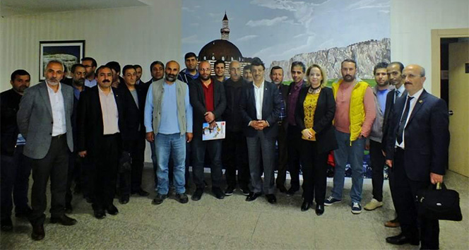 AK Parti Van İl Başkanı Türkmenoğlu, basınla iftarda bir araya geldi