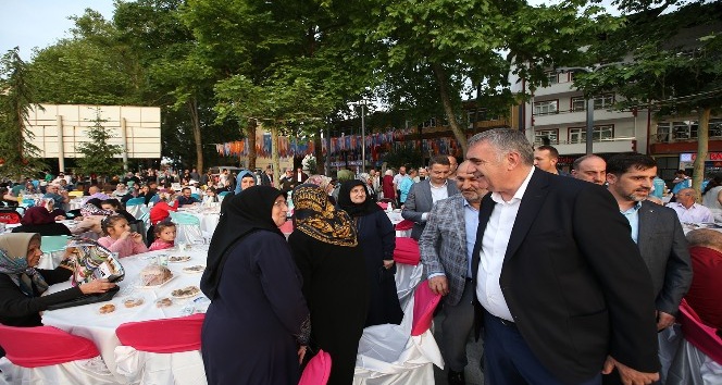 Hendek Atatürk Parkı açıldı