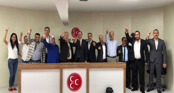 MHP’de 14 kişilik listeye giremeyen aday adaylarıyla toplantı yapıldı
