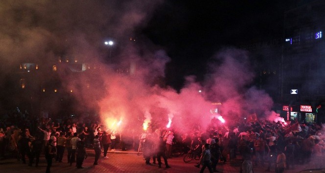 Galatasaray’ın şampiyonluğu Malatya’da kutlandı
