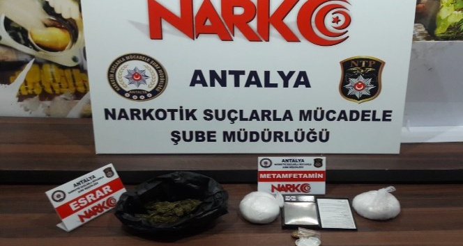 Antalya’da uyuşturucu operasyonu: 3 tutuklama
