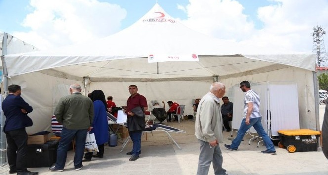 Kırşehir AEÜ’sinden Kızılay’a 395 ünite kan bağışı