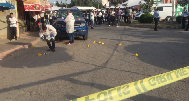 Adana&#039;da park yüzünden silahlı çatışma: 1 ölü, 8 yaralı