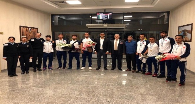 Avrupa şampiyonları Gaziantep’e döndü