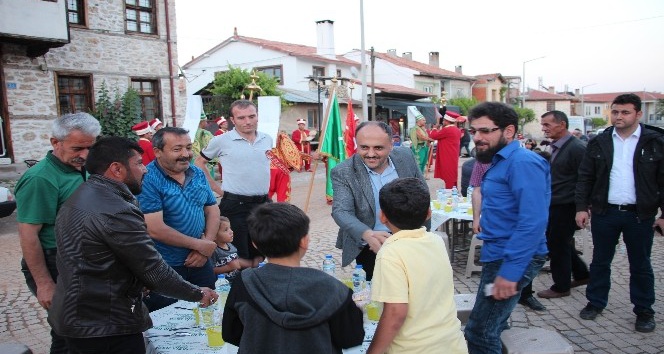 Beyşehir’de mahalle iftarı programları devam ediyor