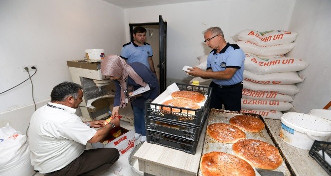 İzmir’de gıda terörüne darbe