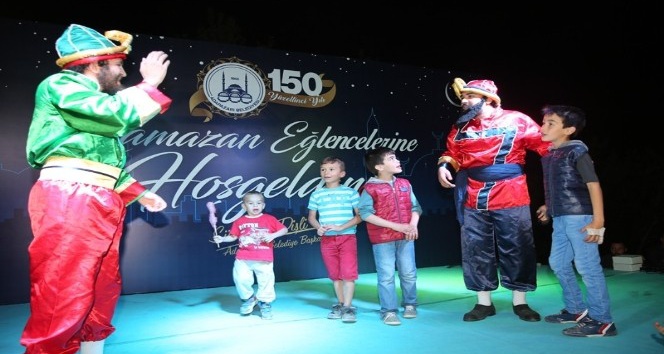 Adapazarı’nda çocukların unutamayacağı ramazan yaşanıyor