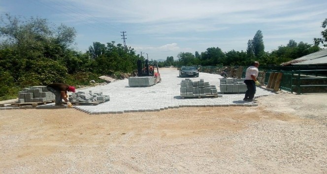 Seydişehir belediyesi parke taş çalışmalarına devam ediyor