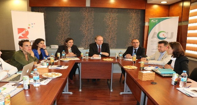 AB Türkiye Delegasyonu Başkanı Büyükelçi Berger, Suriyeli Ravda’yı ziyaret etti