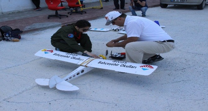 Öğrenciler İnsansız Hava Aracı yaptı