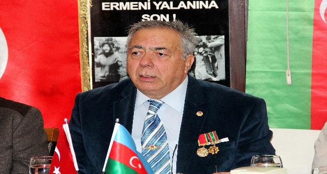 İbrahim Öztek, Azerbaycan’ın 100. kuruluş yılını kutladı