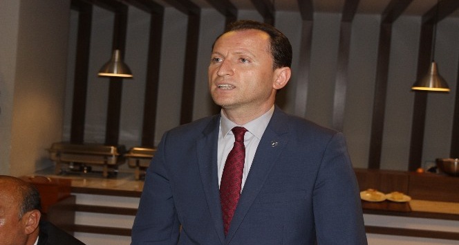 Giresun’da MHP’liler iftar yemeğinde bir araya geldi