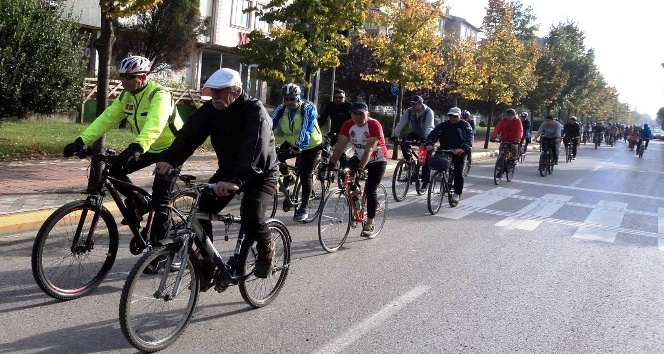 İzmit’te 6 bin 500 kişi bisiklet kullanmayı öğrendi