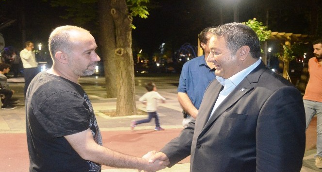 MHP’li Fendoğlu’na vatandaşlardan yoğun ilgi