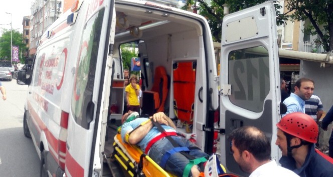 Bakırköy’de asansör kazası: 4 işçi yaralandı