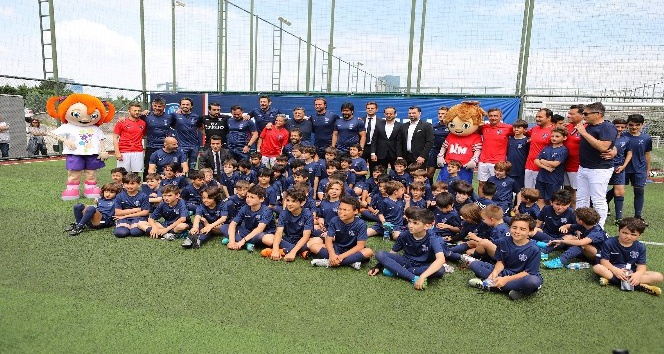 Parıs Saınt-Germain Türkiye’de Futbol Okulu Açtı