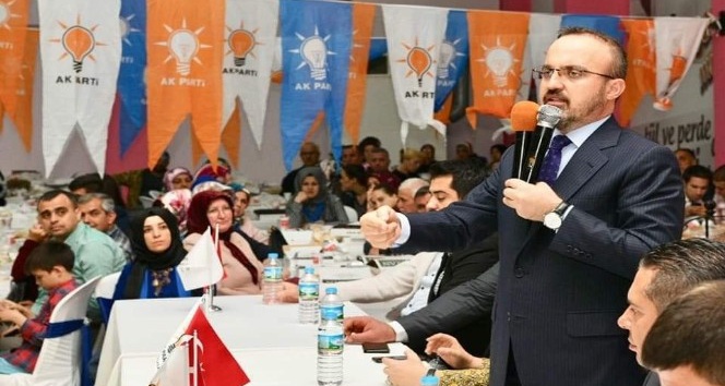 AK Partili Turan,  Biga İlçe Teşkilatının iftar programına katıldı