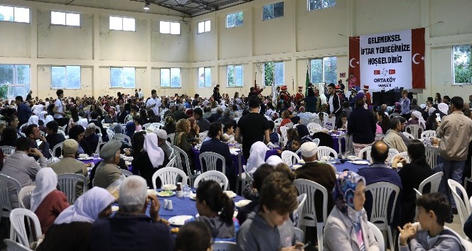 Ortaköy’lü gençlerden 2 bin kişilik iftar yemeği