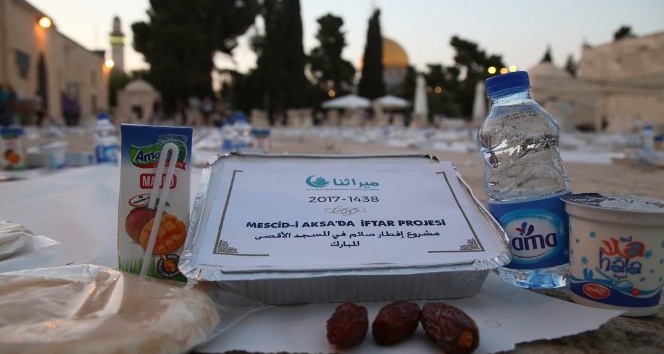 Türkiye’den Mescid-i Aksa’nın nöbetçilerine iftar
