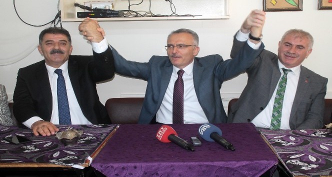 Maliye Bakanı Naci Ağbal: “24 Haziran yeni hükümet sisteminin ilk zaferini de ortaya koymuş olacak”