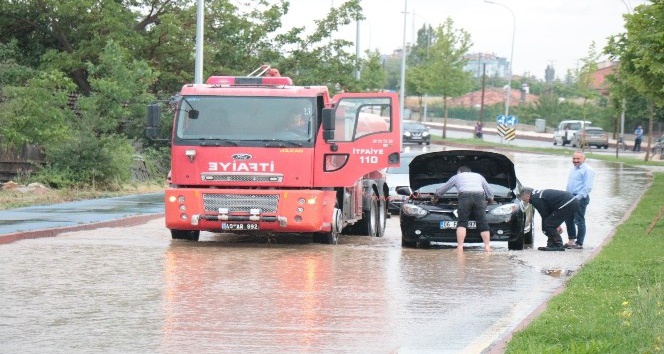 Sel mağdurlarına belediyeden destek