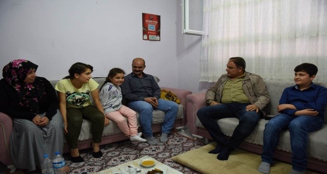 Vali Tekinarslan vatandaşlar ile iftar açıyor