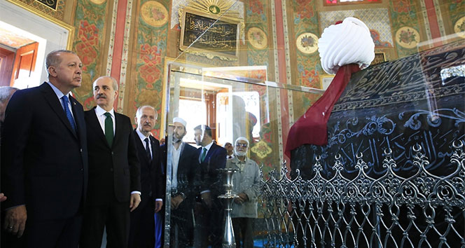 Fatih Sultan Mehmet Han Türbesi açıldı