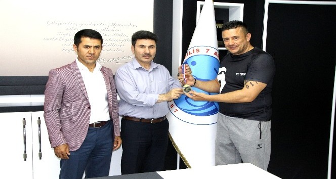 Jiu Jitsu sporcularından Rektörü Karacoşkun’a ziyaret