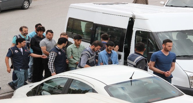 Karaman’da FETÖ’den 1 muvazzaf asker daha tutuklandı