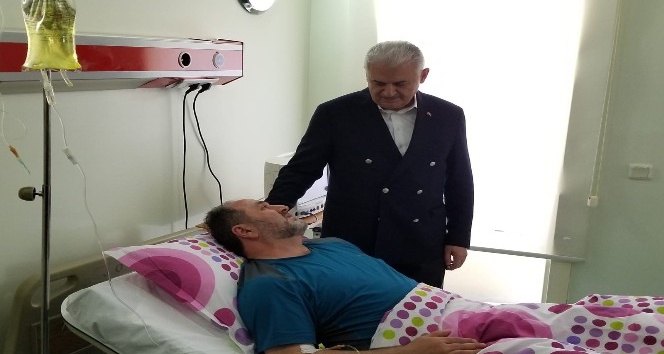 Başbakan Yıldırım rahatsızlanan milletvekilini hastanede ziyaret etti