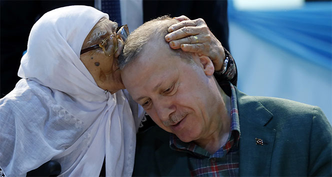 Cumhurbaşkanı Erdoğan’a Diyarbakır’da sevgi seli