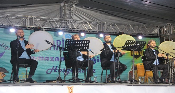Grup Teylani Hakkari’de konser verdi