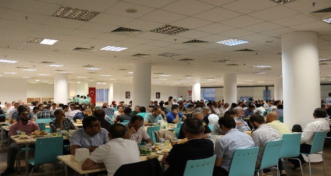 Eğitimciler İftarda Buluştu
